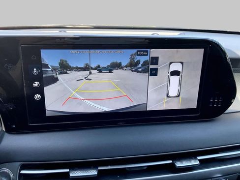 Used 2024 Hyundai Palisade SEL FWD image 28