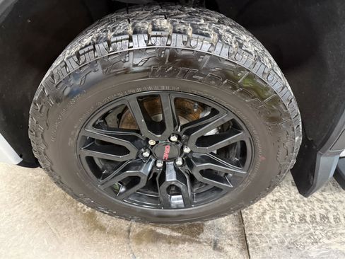 Used 2021 GMC Sierra 1500 Elevation w/ X31 Off-Road Package image 33