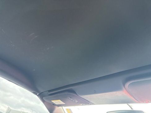 Used 2012 Chrysler 200 S image 13