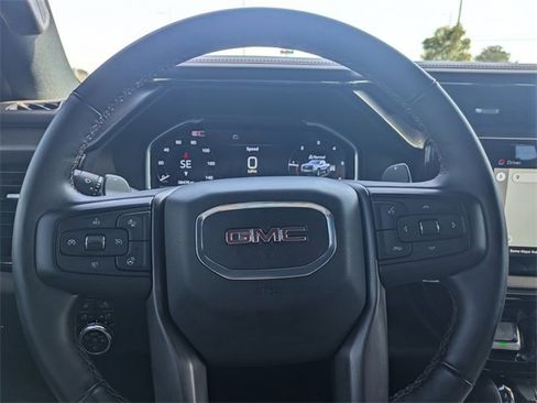 Used 2024 GMC Sierra 1500 AT4 w/ Technology Package image 33