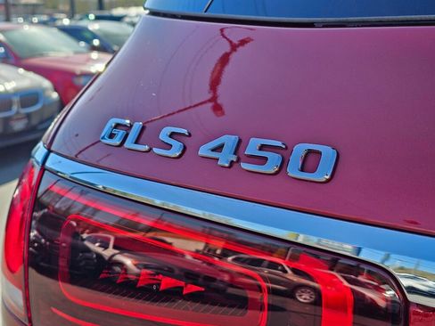 Used 2020 Mercedes-Benz GLS 450 4MATIC image 14