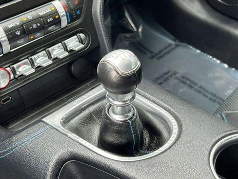 Used 2020 Ford Mustang GT Premium w/ Equipment Group 401A RWD image 27