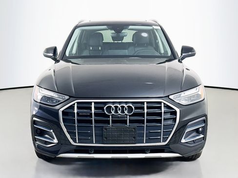 Used 2021 Audi Q5 2.0T Premium Plus w/ Premium Plus Package AWD/4WD image 2