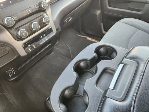 Used 2024 RAM 2500 Big Horn AWD/4WD image 18