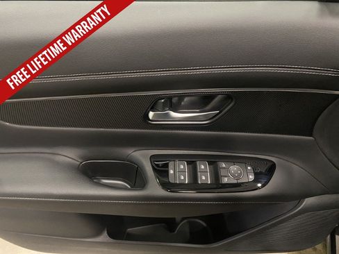 Used 2025 Nissan Murano SV w/ Cargo Package AWD/4WD image 29