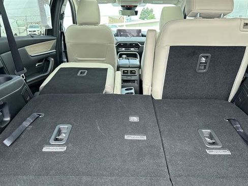 Certified 2025 MAZDA CX-90 Plug-In Hybrid w/Premium Sport image 17