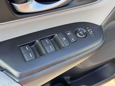 Certified 2022 Honda CR-V EX image 15