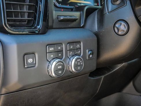 New 2026 GMC Sierra 1500 AT4 w/ AT4 Premium Package AWD/4WD image 38