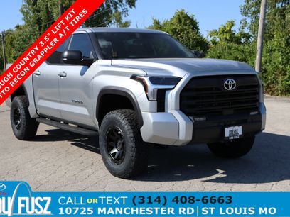New 2025 Toyota Tundra SR5 w/ SR5 Premium Package