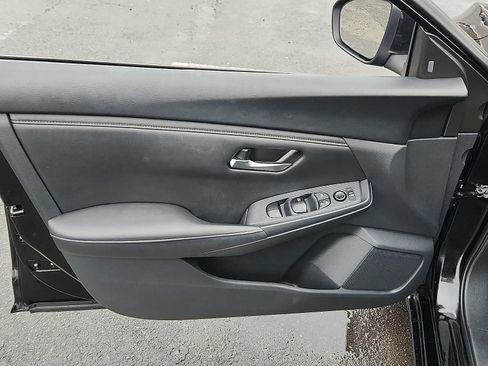 Used 2023 Nissan Sentra SV image 12