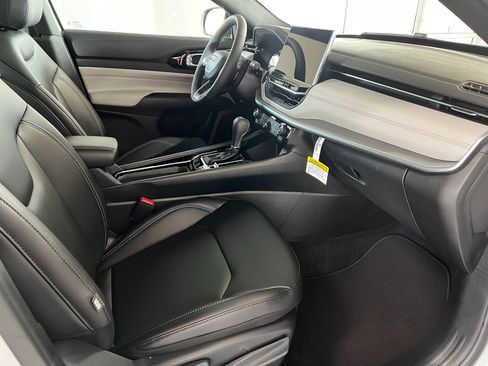 New 2026 Jeep Compass Limited AWD/4WD image 27