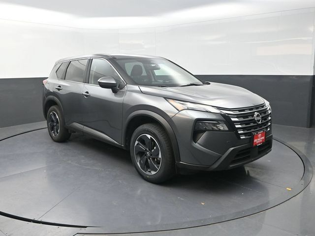 Used 2024 Nissan Rogue SV AWD/4WD image 10