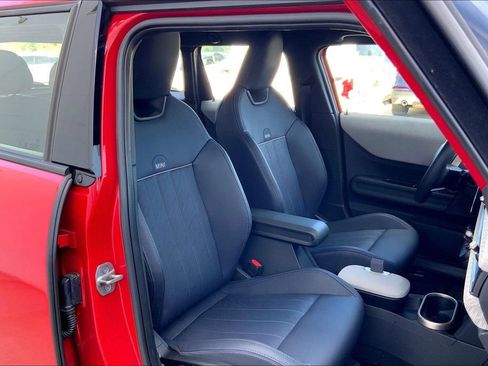 Certified 2025 MINI Cooper S FWD image 8
