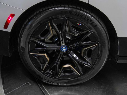 Certified 2023 BMW iX M60 w/ Executive Package AWD/4WD image 8
