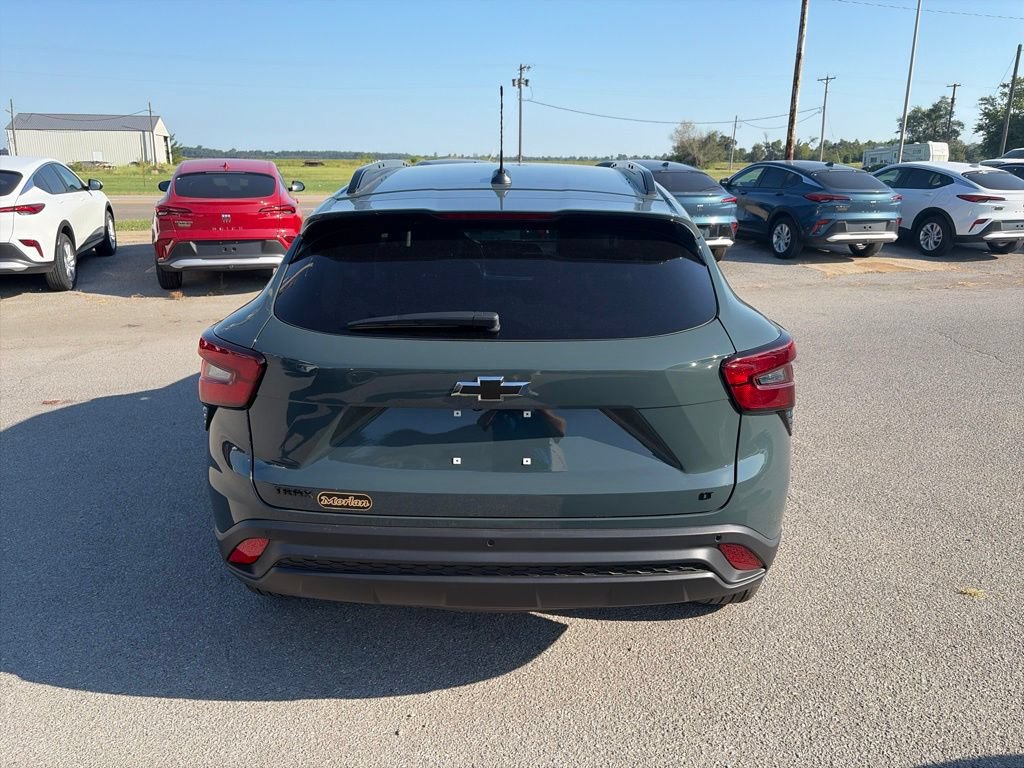 New 2026 Chevrolet Trax LT w/ Sunroof Package FWD image 5