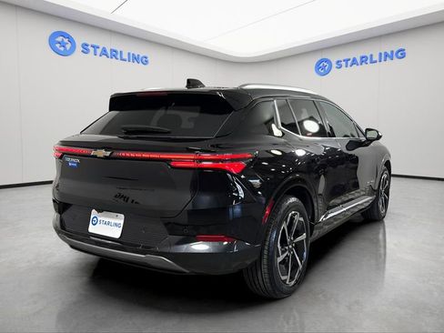 Used 2025 Chevrolet Equinox EV LT image 8