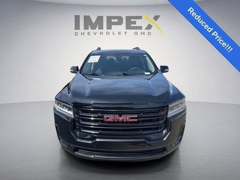 Used 2023 GMC Acadia SLE w/ Driver Convenience Package FWD image 8
