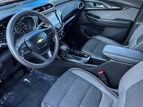 Used 2021 Chevrolet TrailBlazer LT w/ Convenience Package image 10
