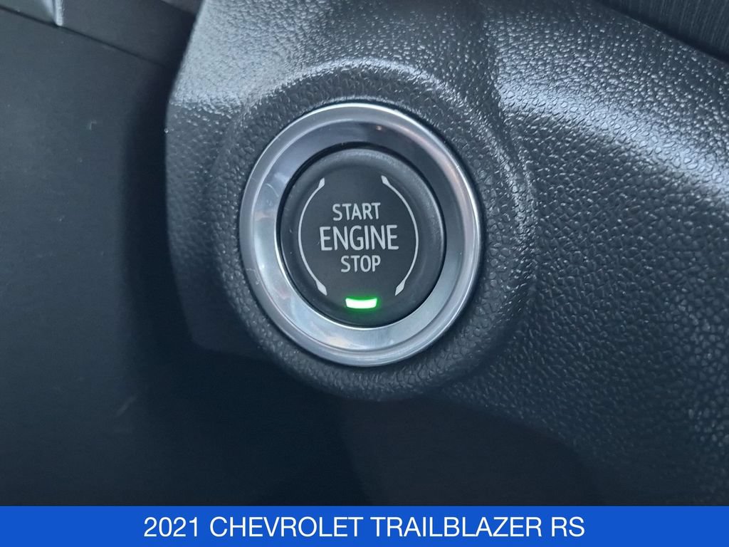 Used 2021 Chevrolet TrailBlazer RS w/ Sun and Liftgate Package AWD/4WD image 27
