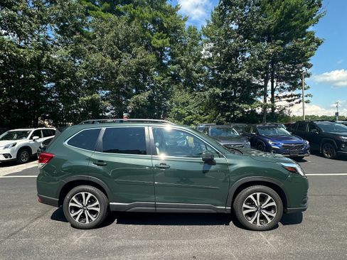 Used 2024 Subaru Forester Limited AWD/4WD image 4