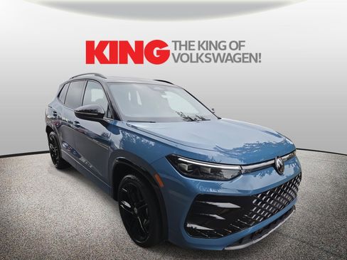 New 2025 Volkswagen Tiguan SE R-Line image 1