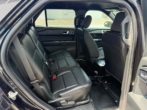 Used 2021 Ford Explorer 4WD Police Interceptor image 7
