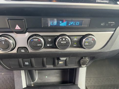 Used 2023 Toyota Tacoma SR AWD/4WD image 26