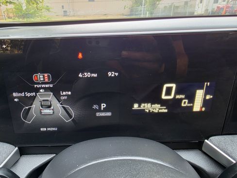 Used 2026 Nissan Kicks SV FWD image 36