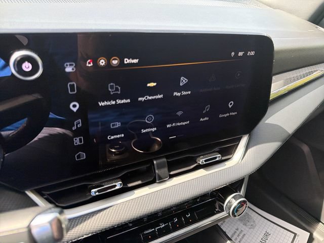 Used 2026 Chevrolet Equinox LT AWD/4WD image 18