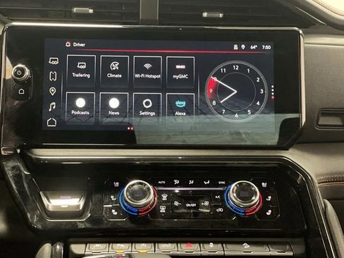 Used 2023 GMC Sierra 1500 AT4 image 8