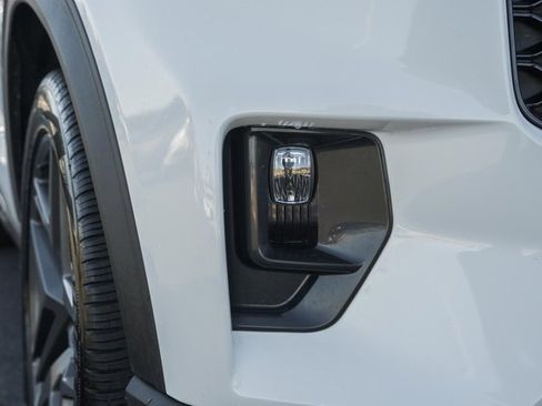 Used 2025 Ford Explorer ST-Line w/ ST-Line Street Pack image 15