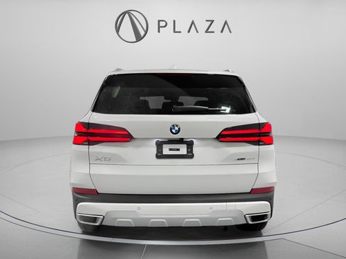 New 2026 BMW X5 xDrive40i w/ Premium Package image 10