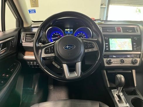 Used 2016 Subaru Outback 2.5i Limited AWD/4WD image 21