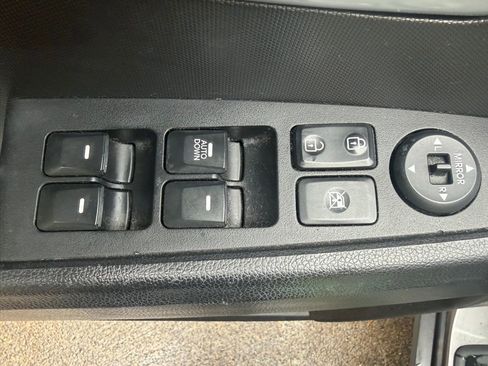 Used 2012 Kia Sportage LX w/ Navigation Pkg image 9