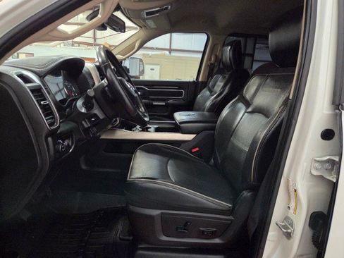 Used 2019 RAM 3500 Laramie image 6