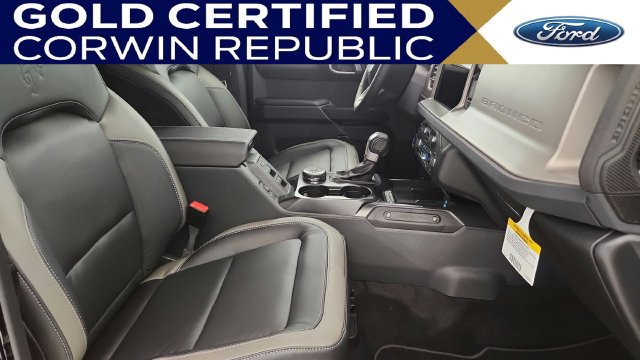 Used 2025 Ford Bronco Outer Banks AWD/4WD image 25