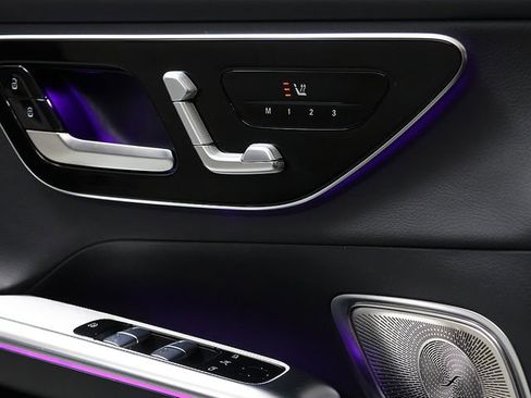 Certified 2023 Mercedes-Benz GLC 300 4MATIC image 24