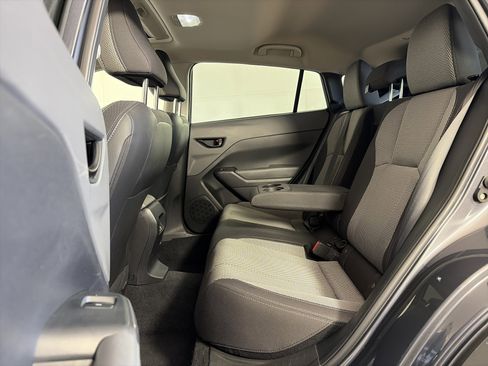 Used 2024 Subaru Crosstrek 2.0i Premium AWD/4WD image 7