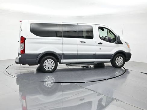 Used 2015 Ford Transit 150 XLT RWD image 2