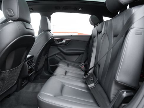 Used 2025 Audi Q7 3.0T Premium Plus w/ Premium Plus Package image 26