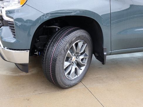 New 2026 Chevrolet Silverado 1500 LT image 42