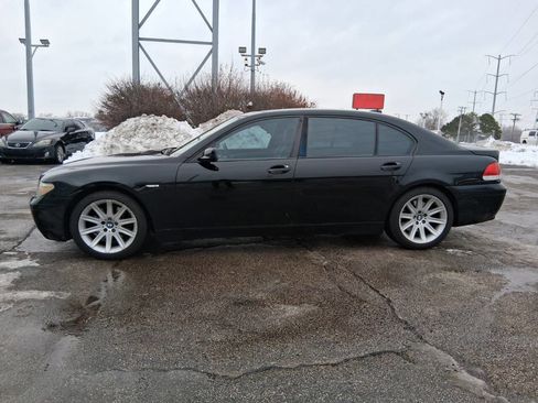 Used 2004 BMW 745Li image 5