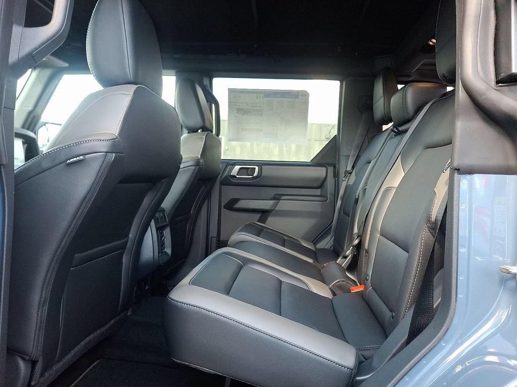 Used 2025 Ford Bronco Outer Banks w/ Sasquatch Package AWD/4WD image 6
