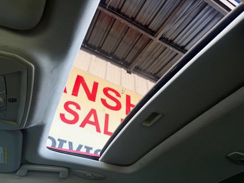 Used 2013 Ford Focus SE FWD image 29