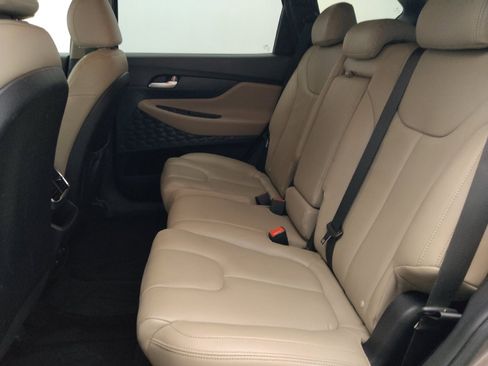 Used 2019 Hyundai Santa Fe SEL w/ Cargo Package FWD image 18