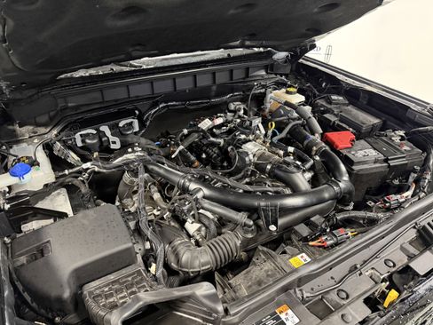 Used 2023 Ford Bronco Wildtrak AWD/4WD image 32