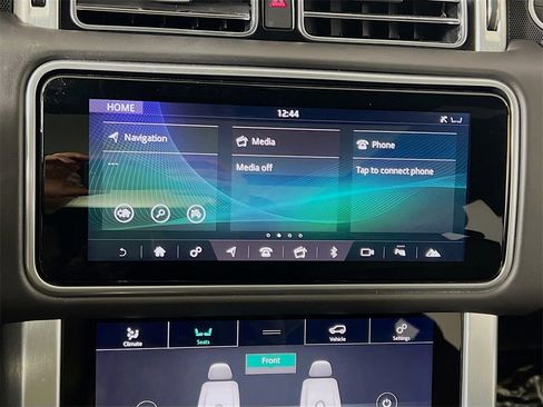 Used 2018 Land Rover Range Rover HSE image 15