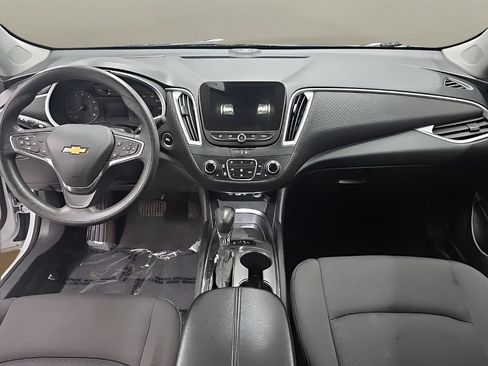 Used 2024 Chevrolet Malibu LT FWD image 19