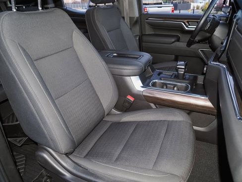 Certified 2022 Chevrolet Silverado 1500 RST image 19