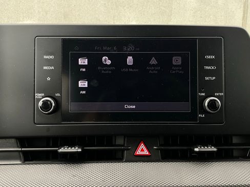 Used 2025 Kia Sportage LX image 28